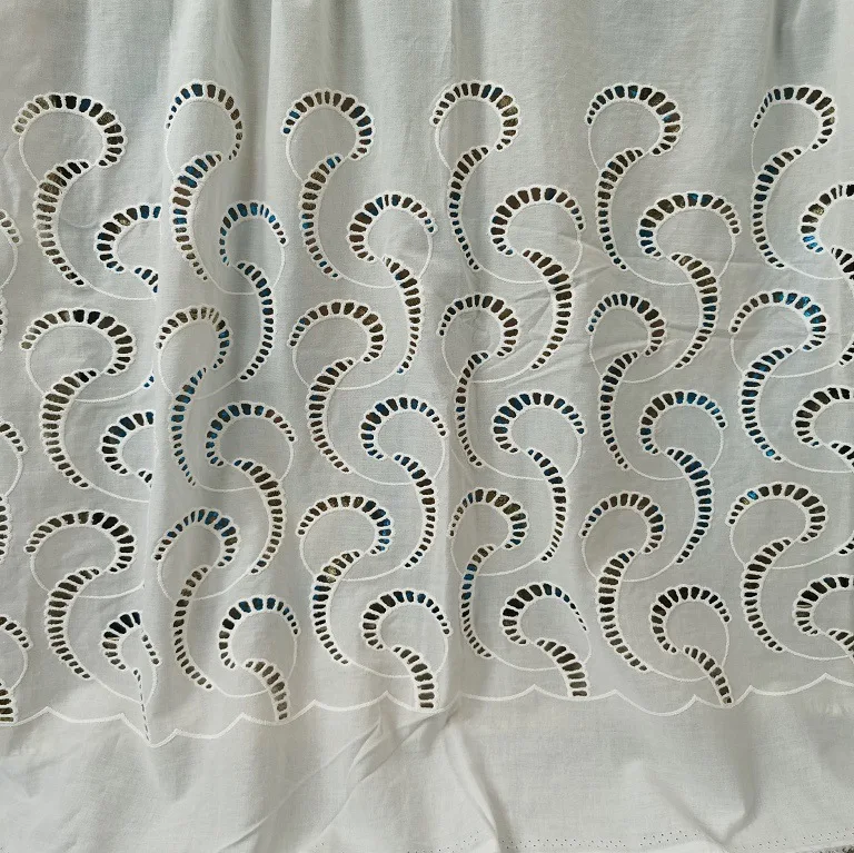 100% cotton embroidered hollow - Sewing Eyelet Fabric incelemesi ve fiyatı