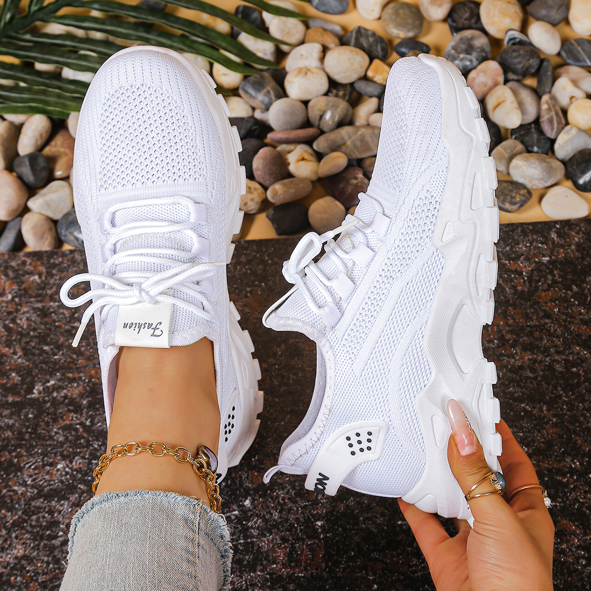 Women's sports shoes 2026，Brea - Sewing Cloth incelemesi ve fiyatı