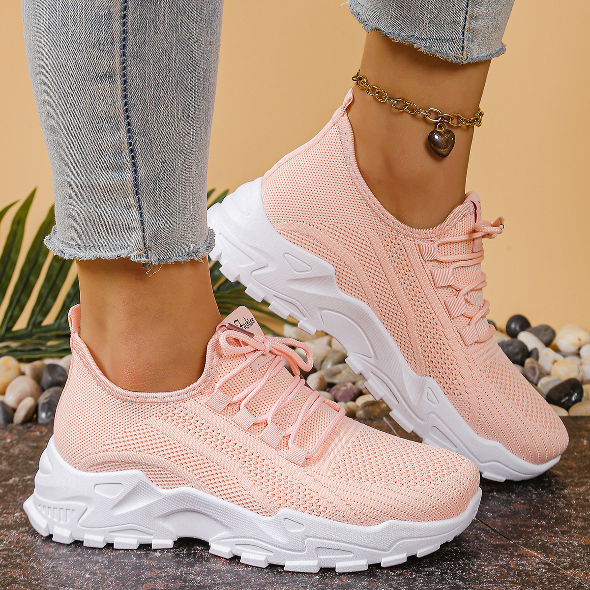 Women's sports shoes 2026，Brea - Sewing Cloth incelemesi ve fiyatı