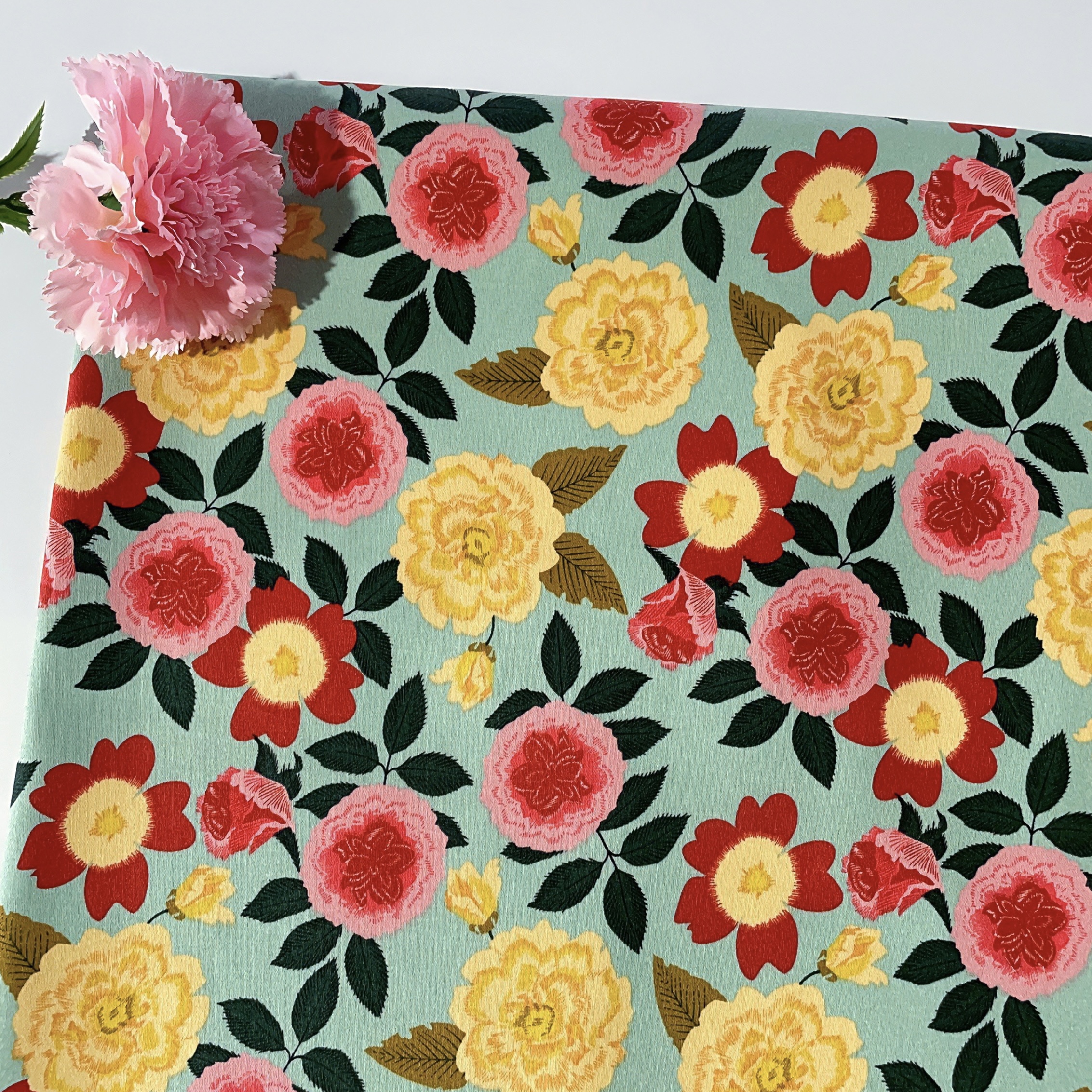 Vintage Floral Printed Satin 1 - Vintage Sewing Textile incelemesi ve fiyatı